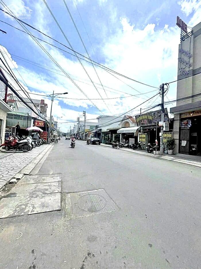 Hình ảnh Bán Nhà Trệt 2 mặt tiền đường Trần Nam Phú - Thông Nguyễn Văn Cừ & Hồ Bún Xáng 2