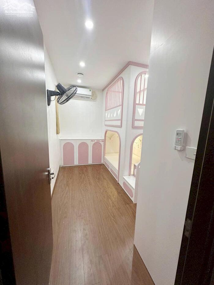 Hình ảnh cho thuê chung cư 90 Nguyễn Tuân, 70m, 2 phòng ngủ, đủ đồ 15 triệu có slot oto 5