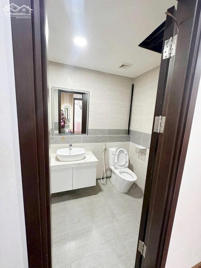 Hình ảnh cho thuê chung cư 90 Nguyễn Tuân, 70m, 2 phòng ngủ, đủ đồ 15 triệu có slot oto 8