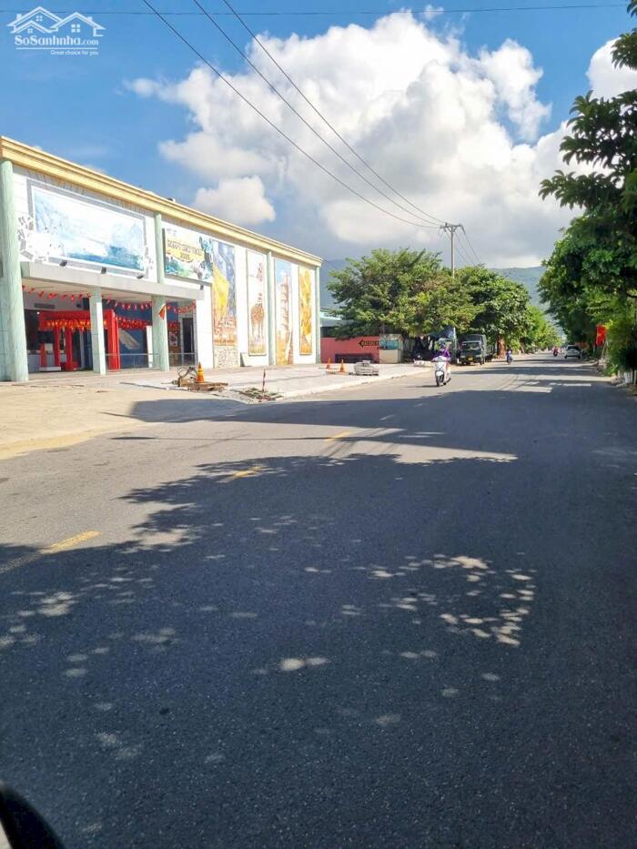 Hình ảnh Tôi cần bán lô đất mặt tiền 10m5 Phường Sơn Trà ( Gần Siêu Thị Copmart & Nhà Tranh 3D ) ⭐⭐⭐⭐⭐ 0