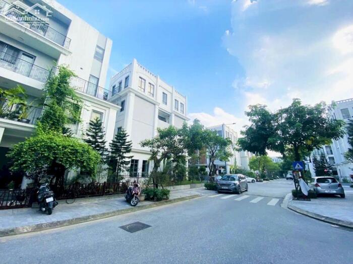 Hình ảnh Bán Biệt thự Villa hơn 200m2 The Manor Central Park 0