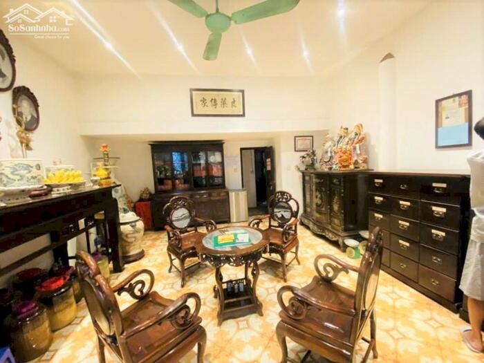 Hình ảnh Chính chủ gửi Bán nhà Mặt Phố Huế 180m2, phù hợp xây nhà cao tầng 1