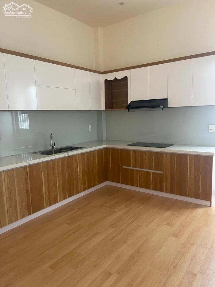 Hình ảnh HIẾM _ BÁN NHÀ 2 TẦNG MẶT TIỀN HOÀNG XUÂN NHỊ, 60M²- GIÁ: 6.6 TỶ 3