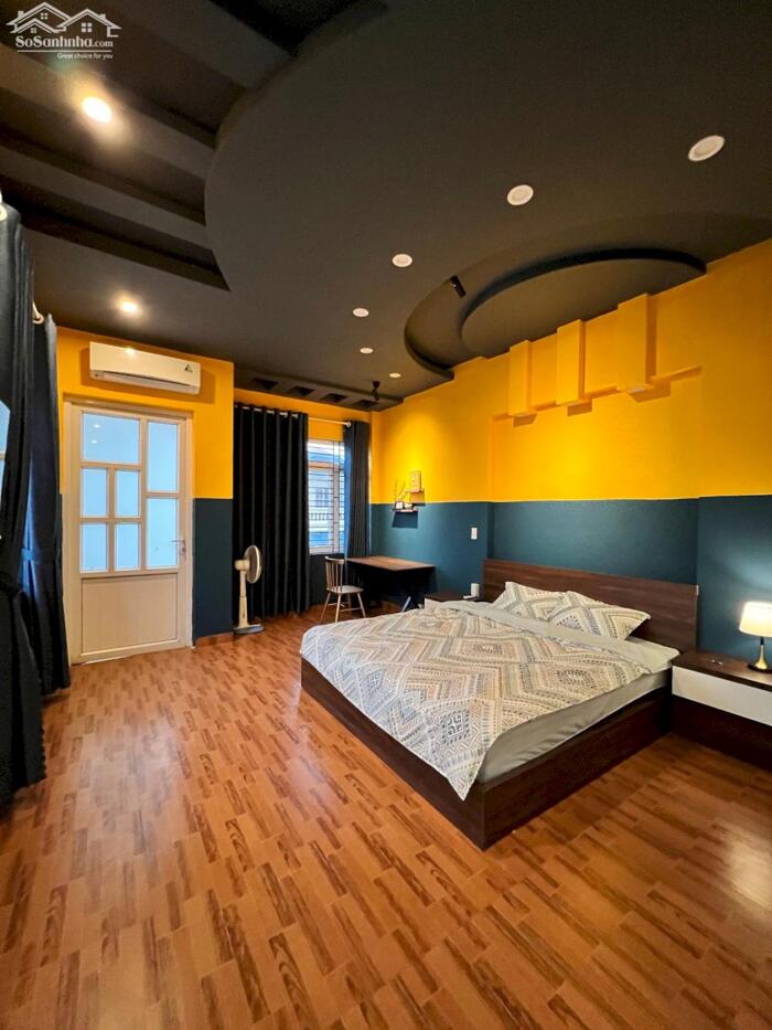 Hình ảnh Cho thuê nhà lô góc Văn Cao, 5 ngủ khép kín, DT: 80m2. 8