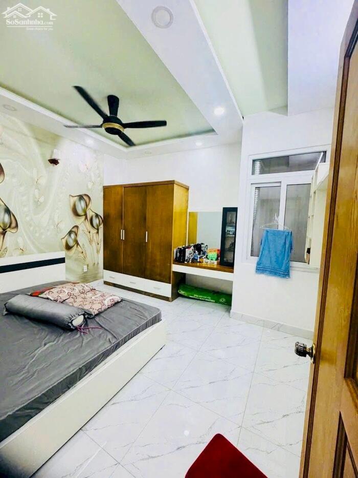 Hình ảnh Bán nhà khu nhà lầu đồng bộ 111 Phạm Văn Chiêu,P14, GV (An Hội Tây, TP.HCM) 3