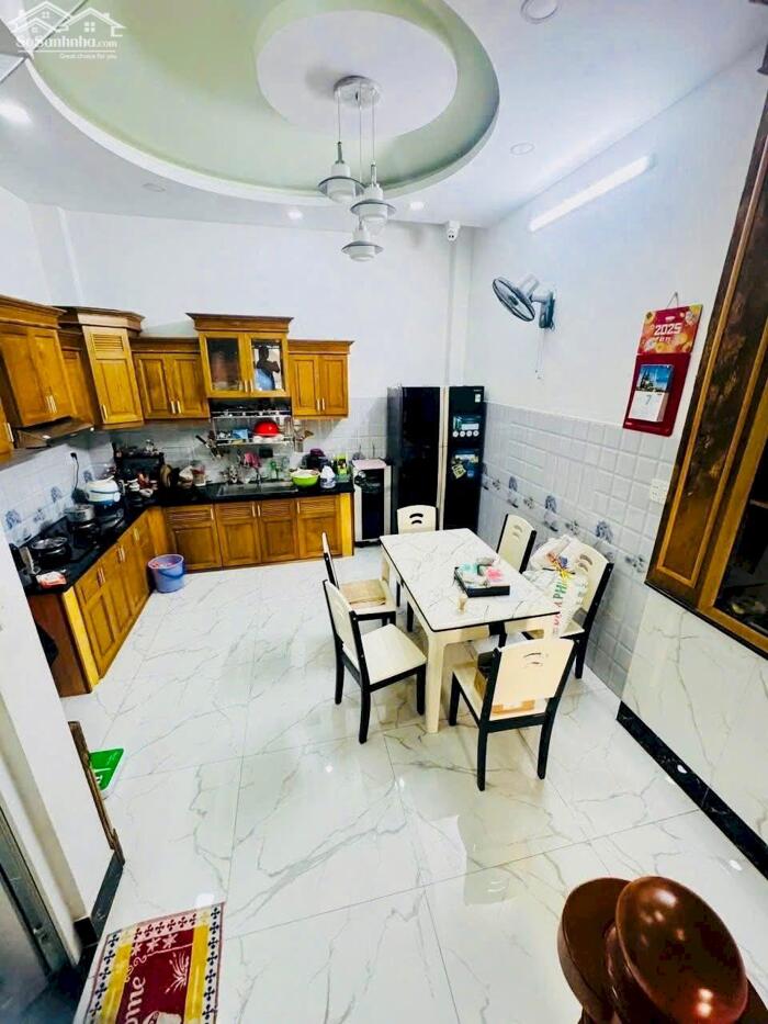 Hình ảnh Bán nhà khu nhà lầu đồng bộ 111 Phạm Văn Chiêu,P14, GV (An Hội Tây, TP.HCM) 2