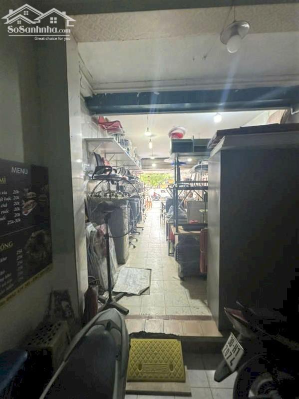 Hình ảnh Bán 200m2 Mặt đường La Thành, Phù hợp xây Building 1