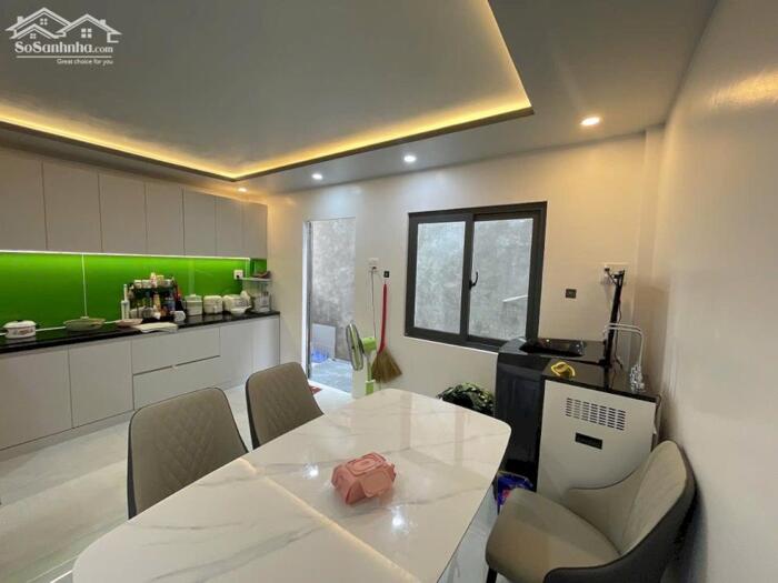 Hình ảnh Bán nhà mới thổ cư 100% hẻm đường cách mạng tháng 8 2