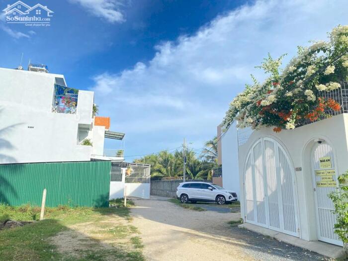 Hình ảnh Bán 1 lô duy nhất hẻm Liên Hoa - Vĩnh Ngọc nay thuộc Phường Tây Nha Trang. Cách Bờ Kè Sông Cái Chỉ 100m . Cách Ủy Ban Phường , Chợ , Trạm Y Tế 800m 1