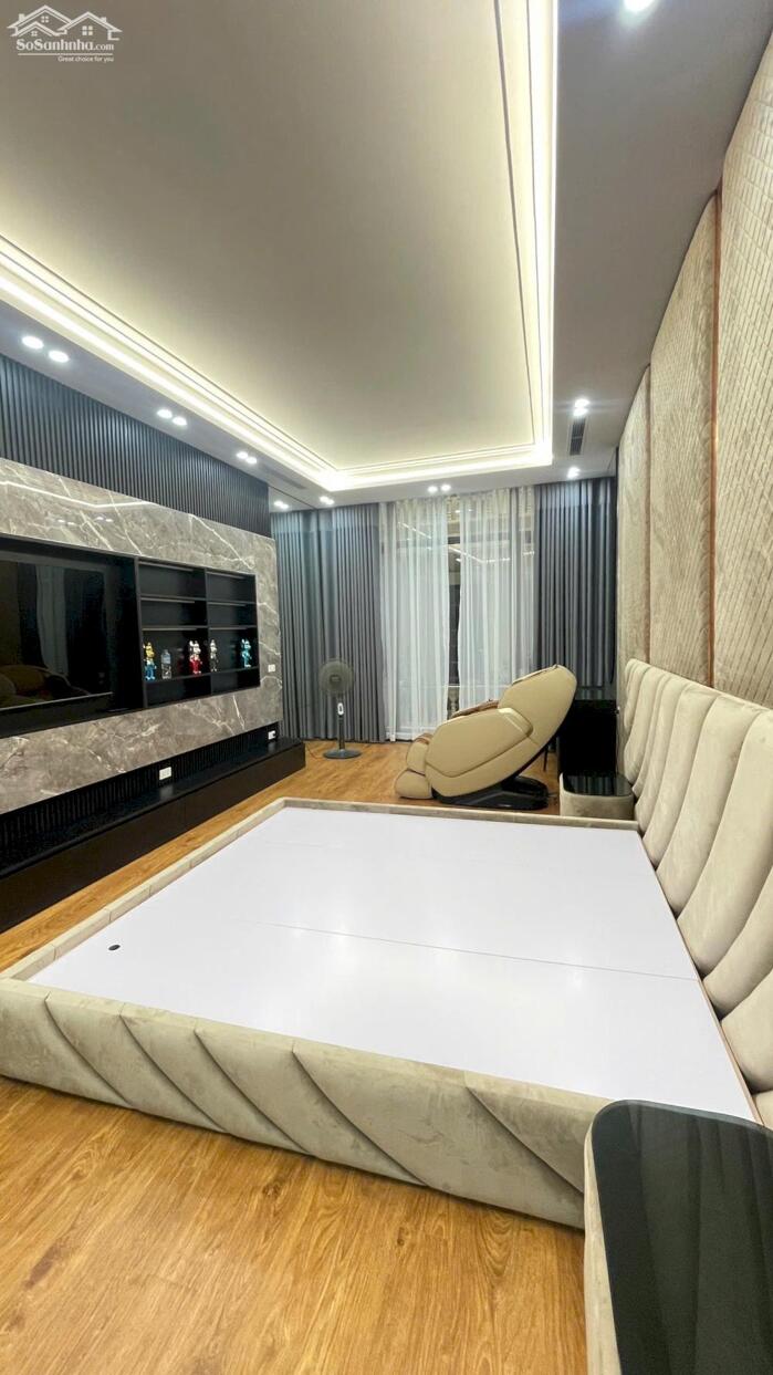 Hình ảnh Bán nhà Ngọc Lâm 59m2 hai ô tô 7 chỗ vào nhà mặt tiền rộng thang máy 20.5 tỷ 3