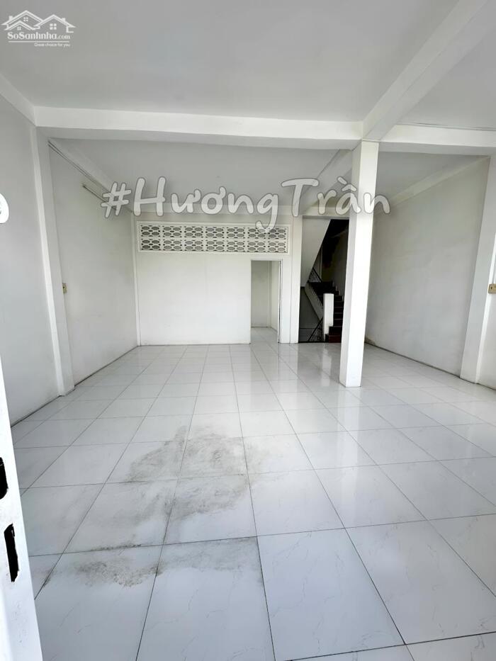 Hình ảnh 27 triệu - CHO THUÊ NHÀ 4 TẦNG MẶT TIỀN CÁCH MẠNG THÁNG 8, sát bên VINCOM HÙNG VƯƠNG 4