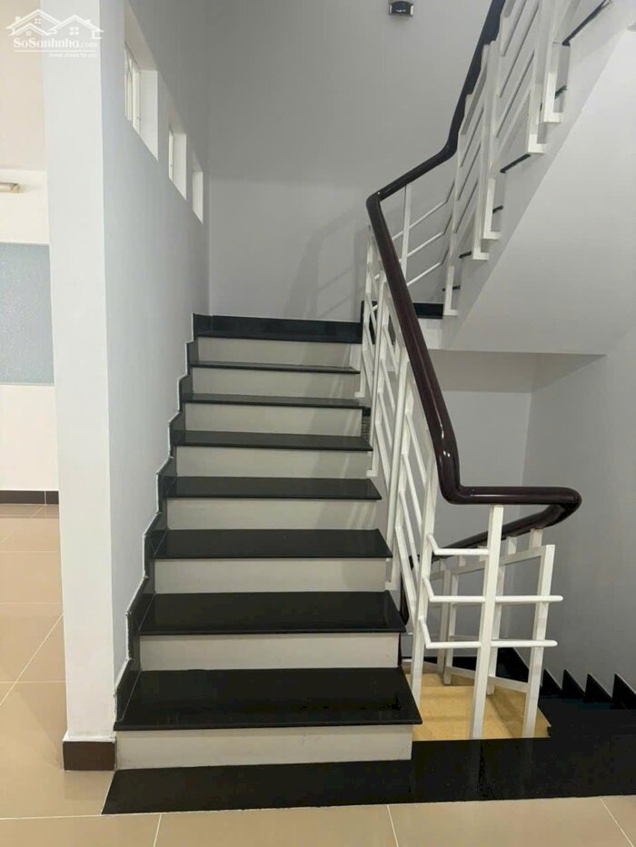 Hình ảnh Nhà Hẻm 6m Lê Văn Sỹ – Quận 3 – DT 5.25x16m CN 79m² – Trệt 3 Lầu – 7 Phòng – Giá 17.5 Tỷ 1