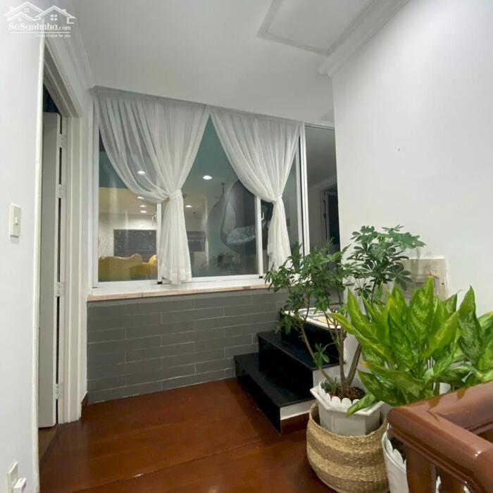 Hình ảnh BDS HVL CHO THUÊ PENHOUSE Q5 300m2 4PN 4WC HỒ BƠI NHƯ HÌNH 3