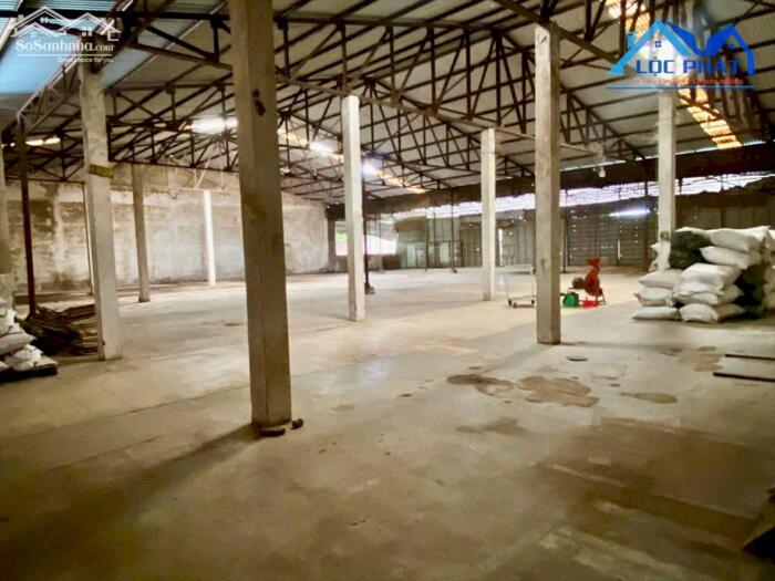 Hình ảnh Cho thuê nhà xưởng 2400m2 giá chỉ 48 triệu. Phước Tân-Biên Hòa-Đồng Nai 1