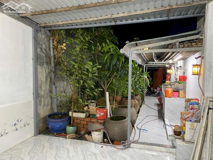 Hình ảnh BÁN NHÀ GÁC LỬNG – SỔ RIÊNG THỔ CƯ. 200m2. Chỉ 2Tỷ4. Ô Tô 10