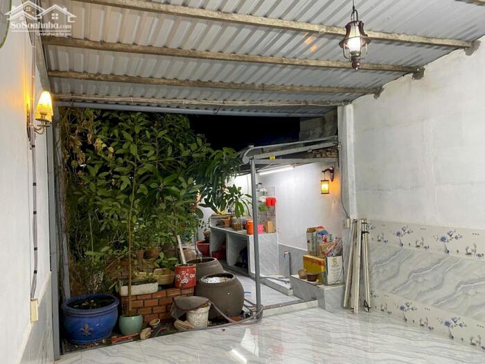 Hình ảnh BÁN NHÀ GÁC LỬNG – SỔ RIÊNG THỔ CƯ. 200m2. Chỉ 2Tỷ4. Ô Tô 16