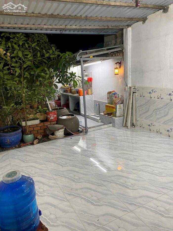 Hình ảnh BÁN NHÀ GÁC LỬNG – SỔ RIÊNG THỔ CƯ. 200m2. Chỉ 2Tỷ4. Ô Tô 14