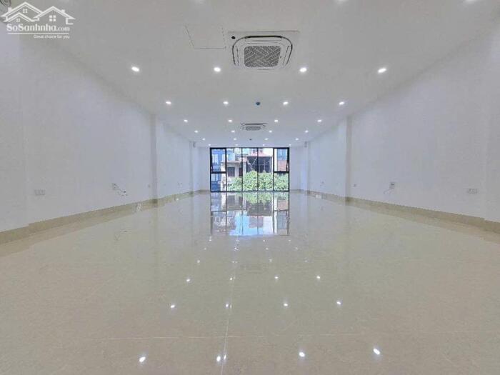 Hình ảnh Bán Toà nhà 9 tầng xây mới Mặt Phố Vọng 130m2 3