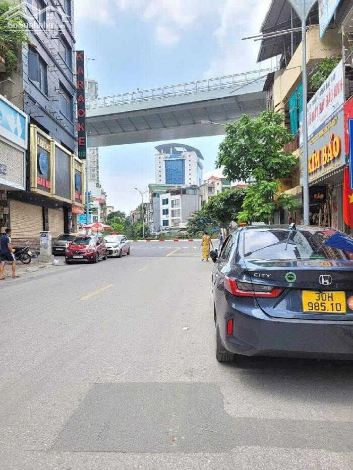 Hình ảnh Bán Toà nhà 9 tầng xây mới Mặt Phố Vọng 130m2 0