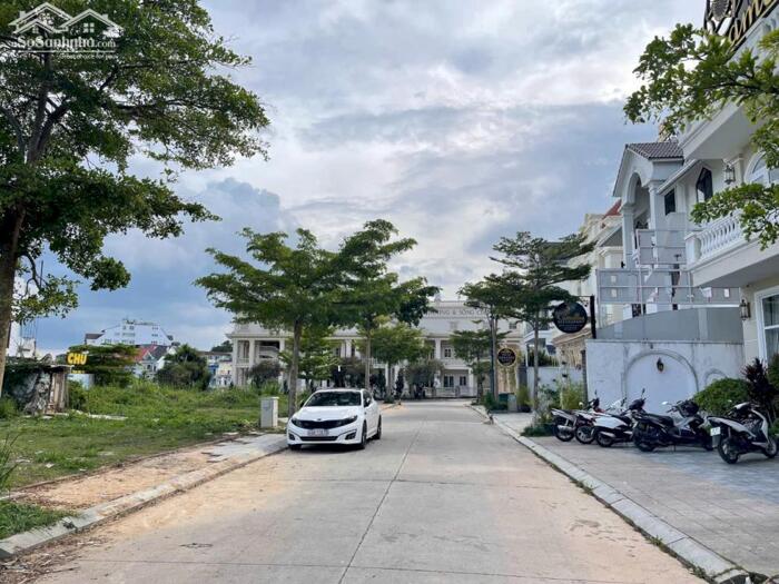 Hình ảnh Bán Biệt Thự Bùi Thị Xuân, Phường 2, Đà Lạt – Gần Hồ Xuân Hương, Đối Diện Dự Án Haus Da Lat 1