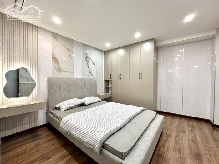 Hình ảnh XÔ VIẾT NGHỆ TĨNH – HẺM KINH DOANH XE TẢI THÔNG – NHÀ ĐẸP FULL NỘI THẤT – 50M² – 3 TẦNG – 8.75 TỶ 2