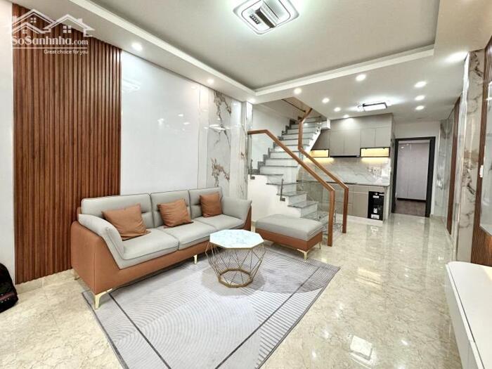 Hình ảnh XÔ VIẾT NGHỆ TĨNH – HẺM KINH DOANH XE TẢI THÔNG – NHÀ ĐẸP FULL NỘI THẤT – 50M² – 3 TẦNG – 8.75 TỶ 1