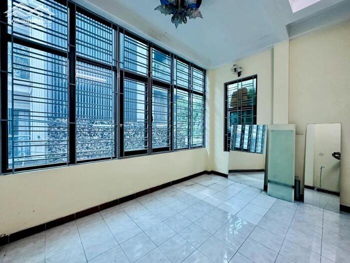 Hình ảnh Hoa Khôi Phố Trường Chinh - Ngã Tư Sở - Ô Tô Tránh + Gara - 91m² - 4 Tầng Đẹp - Ở Ngay 7