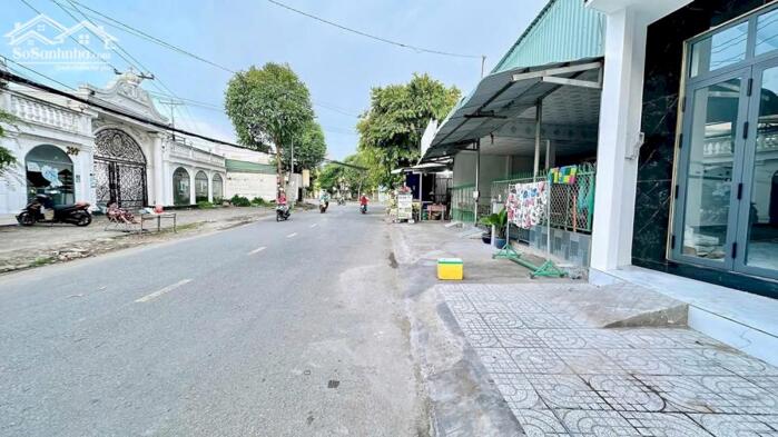 Hình ảnh Bán nền mặt tiền đường lê bình chiều ngang rộng gần 10 mét 0