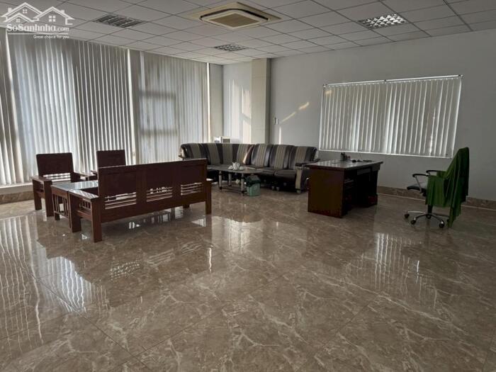 Hình ảnh Cho thuê nhà MT kinh doanh Đ.20m DT: 600m2 giá 70triệu. Trảng Dài-Biên Hòa-Đồng Nai 6