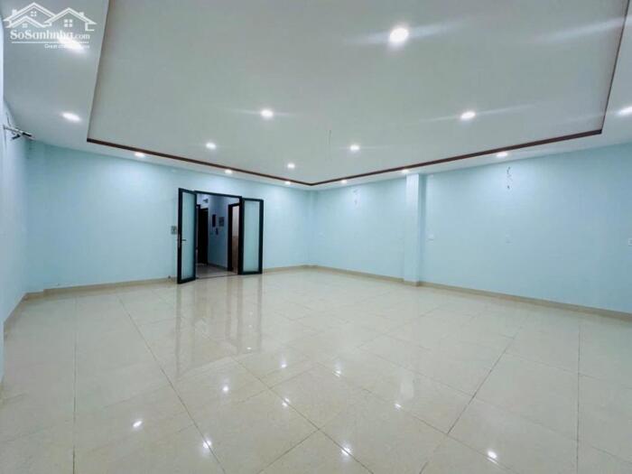 Hình ảnh MẶT TIỀN 208m2 PHAN THỊ HÀNH, 6 TẦNG BTCT, dòng tiền 60 triệu/ tháng 3