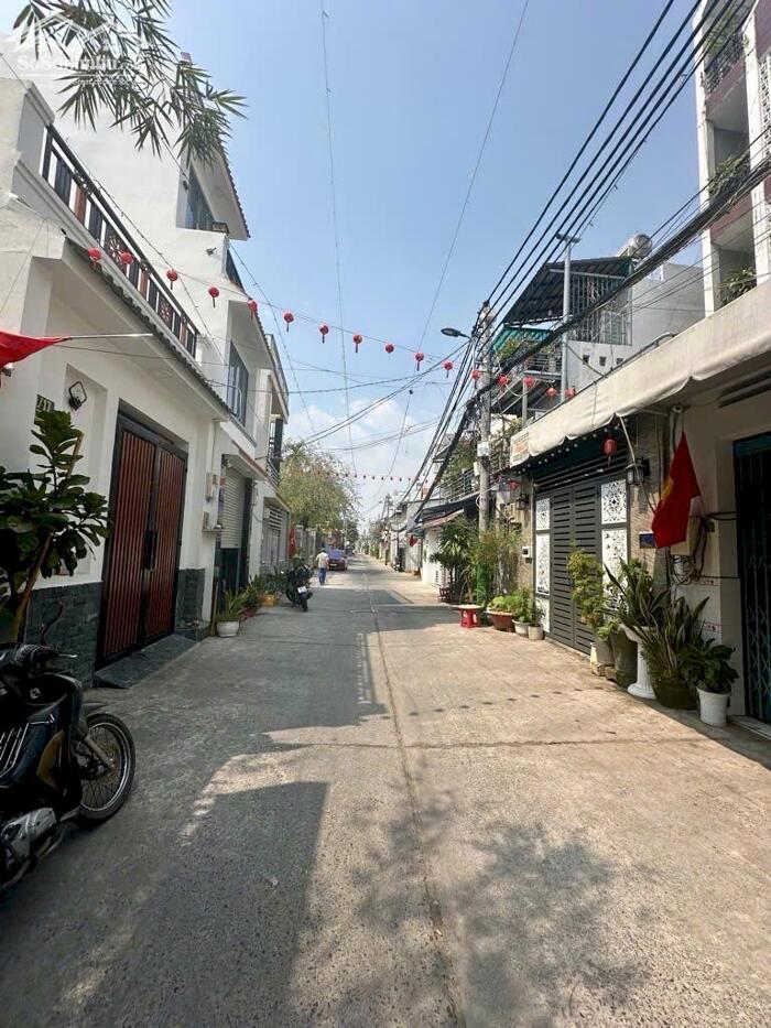 Hình ảnh 120m2 - Giá 10.5 tỷ - Ngang 6m - Đất ở 3 tầng HXH Chuyên Dùng Chính Q7 1