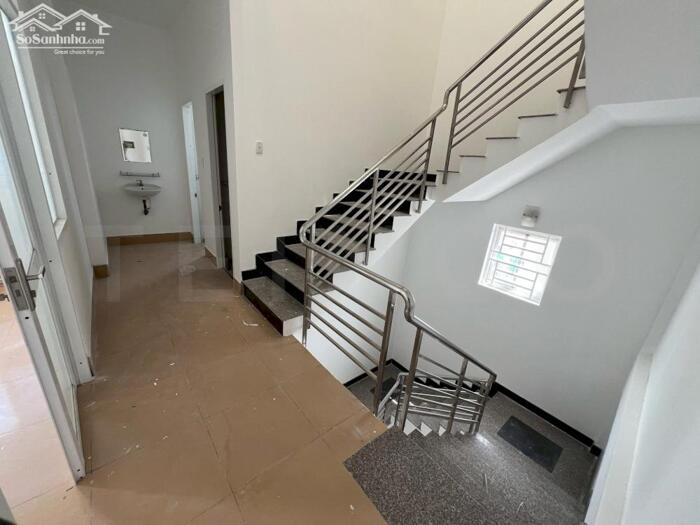 Hình ảnh 60 triệu - CHO THUÊ TÒA NHÀ 5 TẦNG (có hệ thống báo cháy tự động) MẶT TIỀN ĐƯỜNG 30/4 3