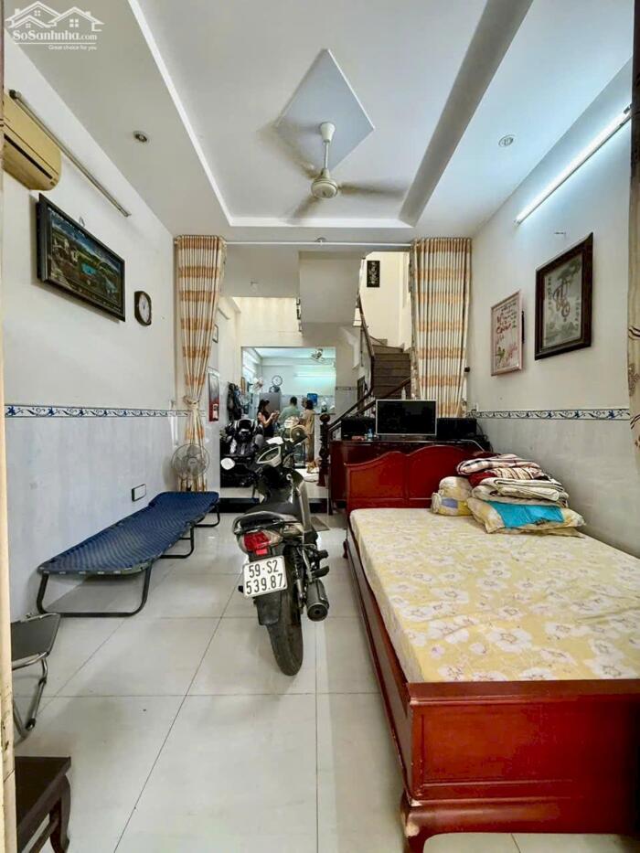 Hình ảnh Bán nhà vị trí cực đẹp đường Nguyễn Văn Khối, P 11, Gò Vấp 2