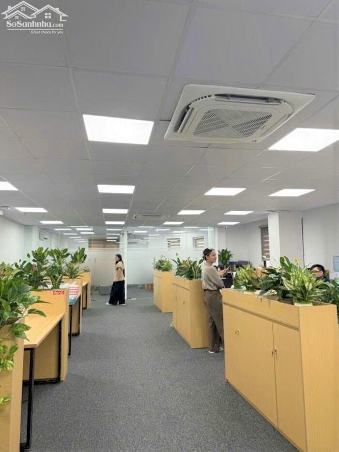 Hình ảnh Bán toà nhà 10 tầng 160m2 có hầm Mặt Phố Đoàn Thị Điểm 2