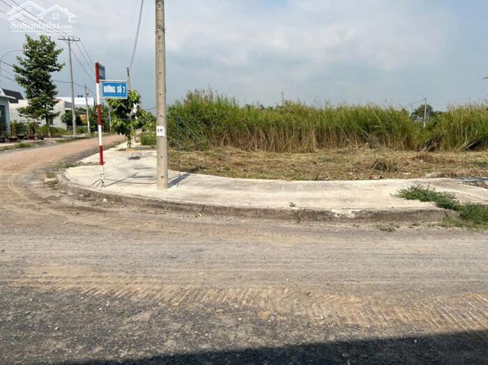 Hình ảnh Nền góc 2 mt đường 214m2 kdc Phước Đông giá rẻ đầu tư 1 tỏi 890tr 2