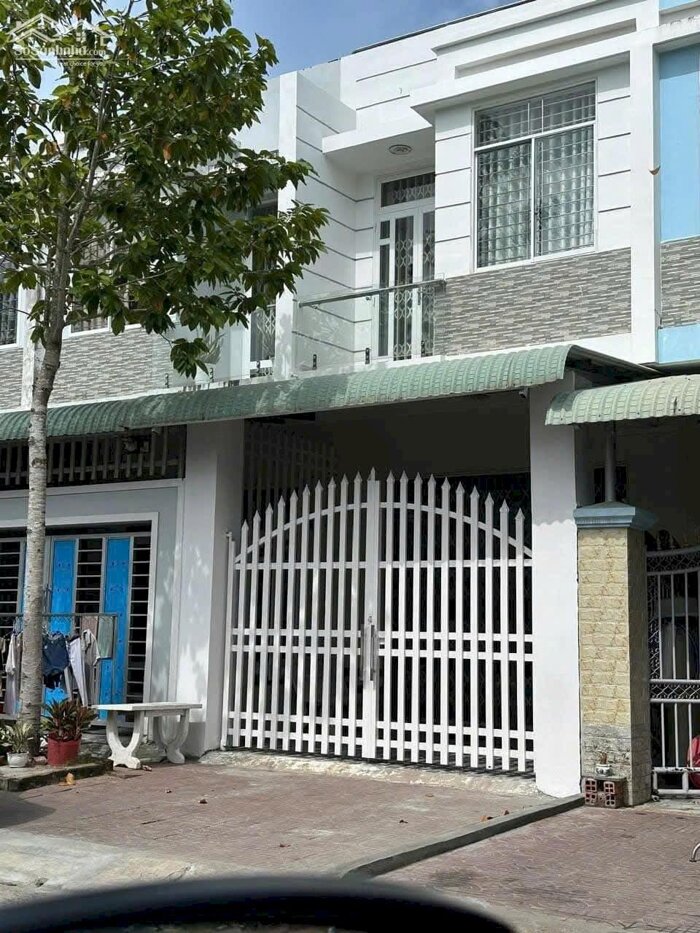 Hình ảnh Tôi cần bán nhà 2 tầng mặt tiền đường 5m5 Mỹ An 1 , Phường Mỹ An , TP. Đà Nẵng ( VỊ TRÍ GẦN CẦU TRẦN THỊ LÝ ) ⭐⭐⭐⭐⭐ 3