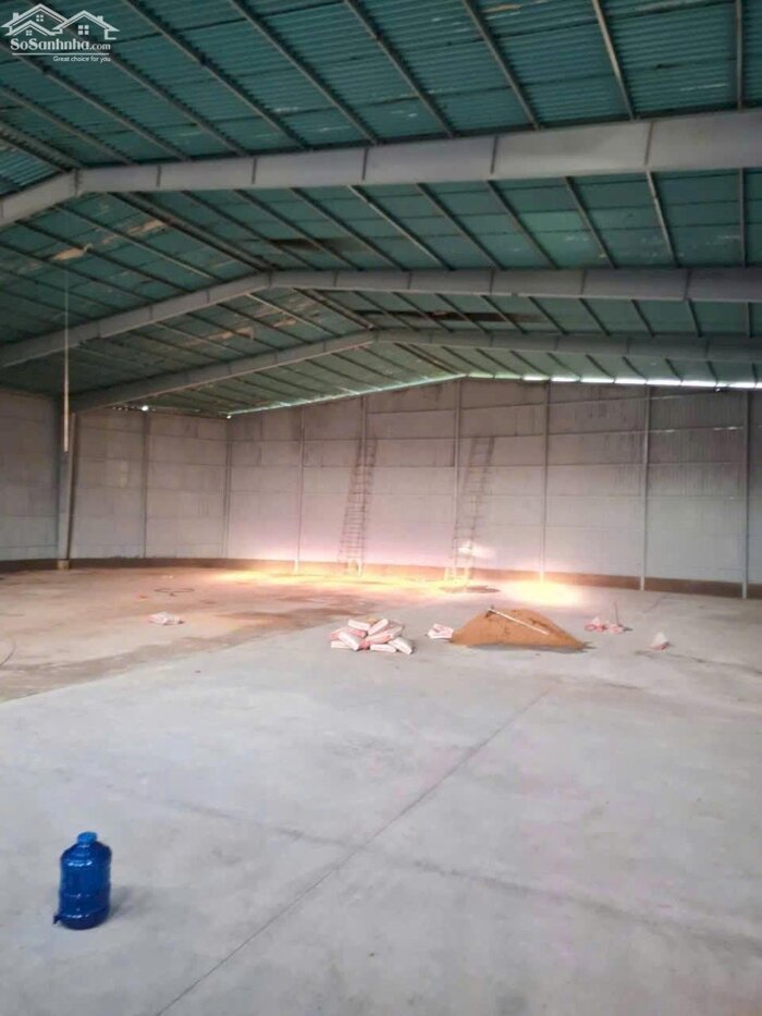 Hình ảnh Cho Thuê 2.500m2 Kho Xưởng Ngoài KCN Mỹ Phước Bến Cát Bình Dương 2