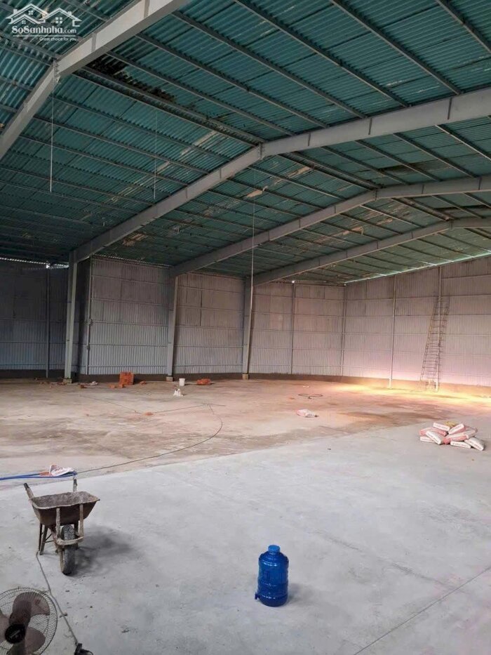 Hình ảnh Cho Thuê 2.500m2 Kho Xưởng Ngoài KCN Mỹ Phước Bến Cát Bình Dương 1