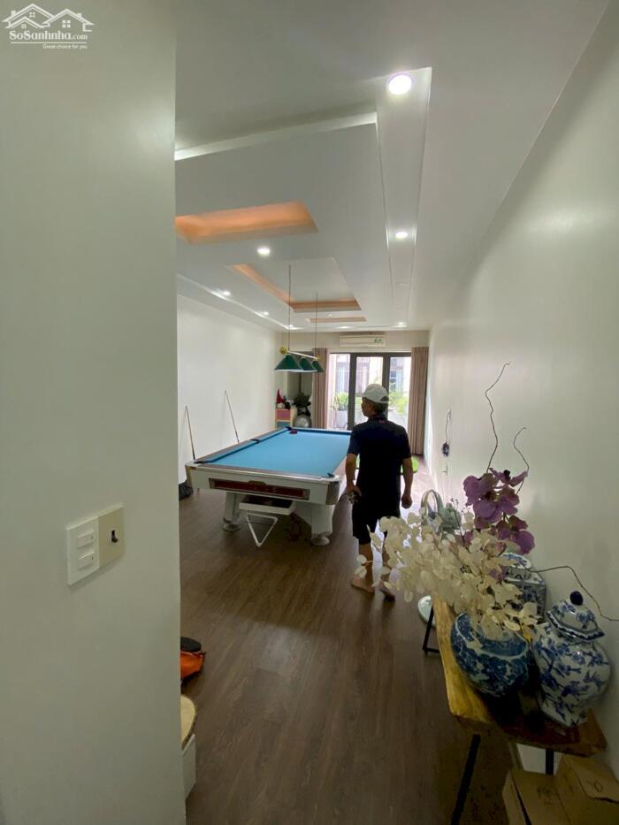 Hình ảnh CHO THUÊ NHÀ siêu phẩm ngay phố Văn Cao - Hải An - Hải Phòng - Oto đỗ cửa - 4 ngủ full đồ 10