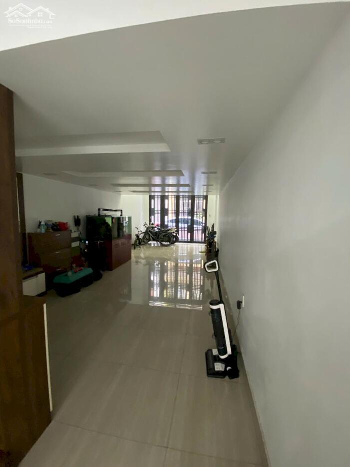 Hình ảnh CHO THUÊ NHÀ siêu phẩm ngay phố Văn Cao - Hải An - Hải Phòng - Oto đỗ cửa - 4 ngủ full đồ 1