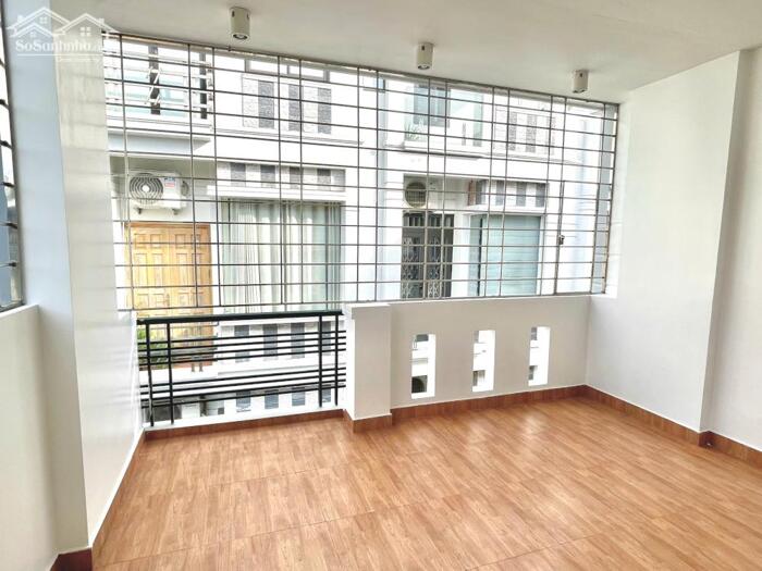 Hình ảnh Cho thuê nhà phố Văn Cao, DT: 70m2, 3 ngủ khép kín. 7