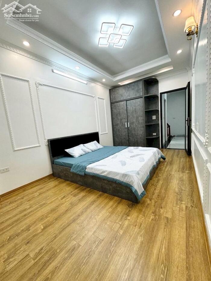 Hình ảnh Bán Nhà Cổ Linh, Long Biên 33m2, 5T chỉ 6,38 tỷ (tặng nội thất) 3