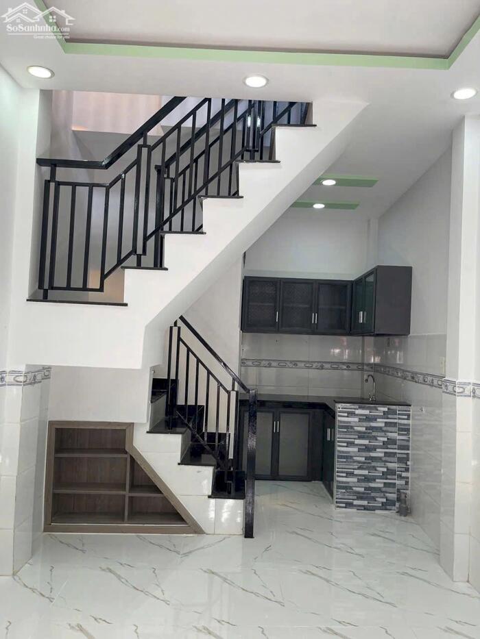 Hình ảnh NHÀ ĐẸP 2 LẦU - 3PN - GẦN CHỢ TÂN QUY - QUẬN 7 1