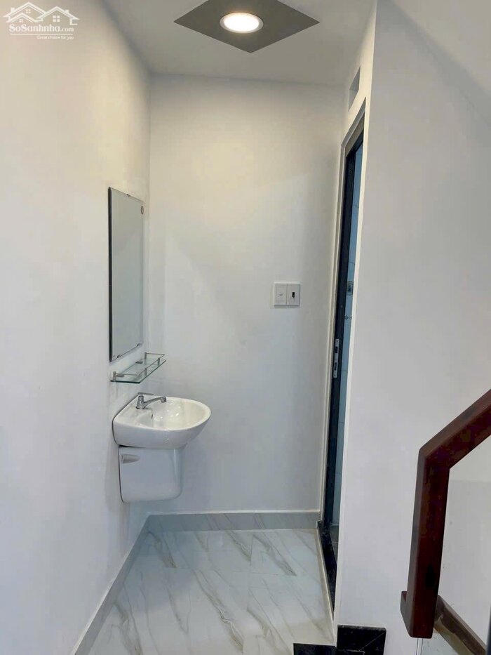 Hình ảnh NHÀ ĐẸP 2 LẦU - CÁCH HẺM XE HƠI CHỈ VÀI BƯỚC CHÂN - TRẦN XUÂN SOẠN - QUẬN 7 4