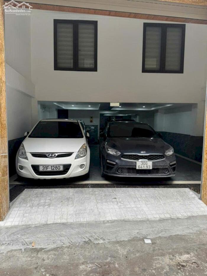 Hình ảnh Bán Toà căn hộ Apartment cao cấp quận Hai Bà Trưng 150m2 x 8T, Ô tô tránh 1