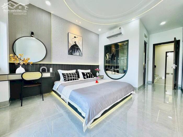 Hình ảnh Qua Thảo Điền Ở ! Bán Nhà Nơ Trang Long (4,5x17m) - 4 Lầu Cứng - Hẻm Nhựa Sạch Kinh Doanh 3