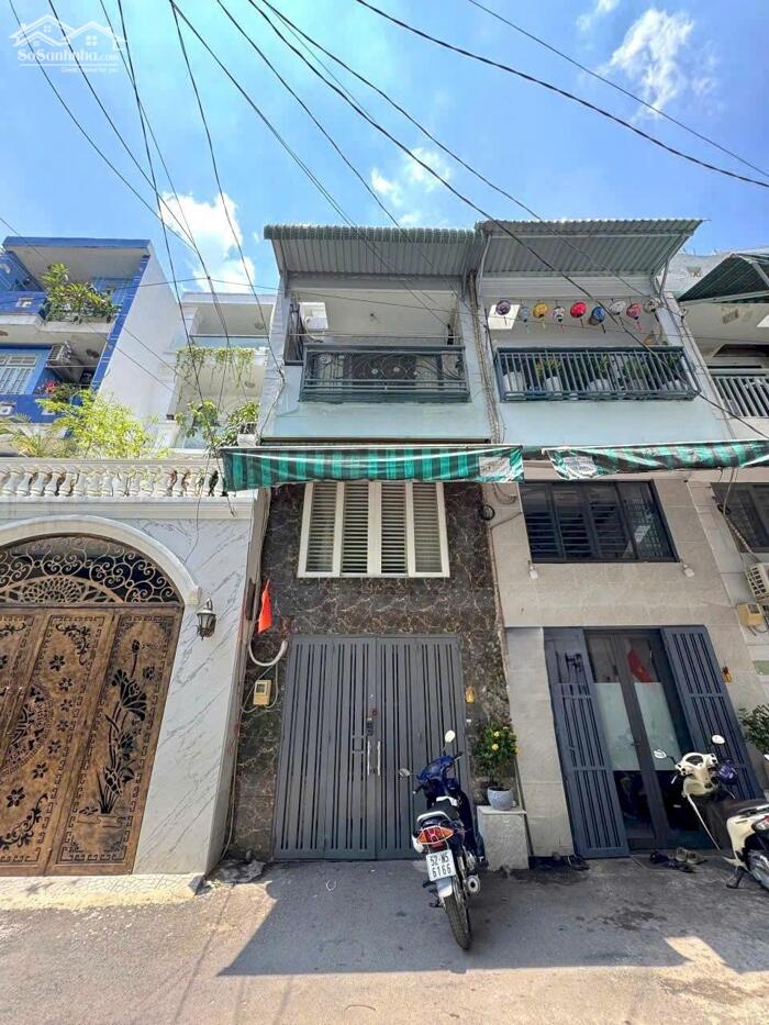 Hình ảnh Bán nhà hẻm xe hơi đậu cửa Nguyễn Văn Khối, p11, Gò Vấp 0