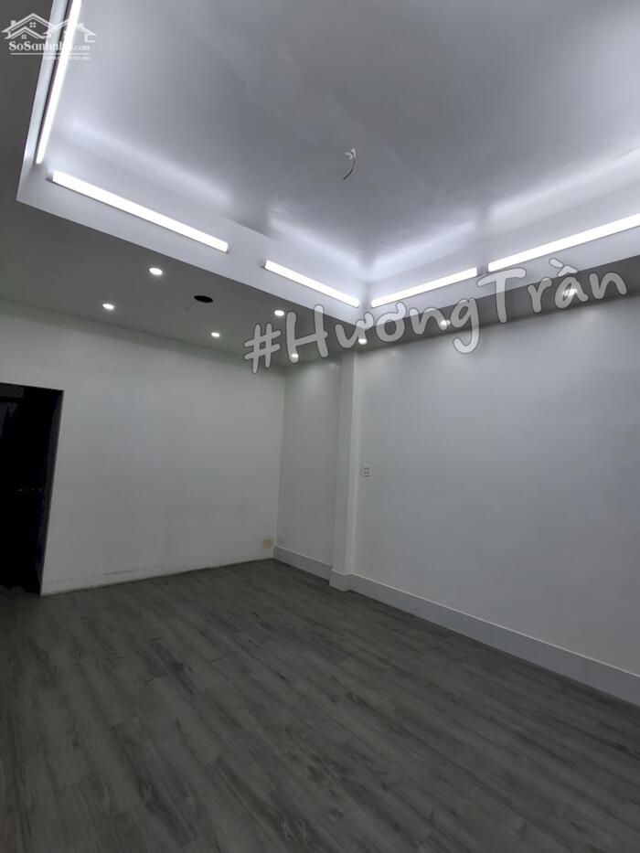 Hình ảnh 45 triệu - CHO THUÊ NHÀ GÓC 4 TẦNG MẶT TIỀN ĐƯỜNG TRẦN HƯNG ĐẠO 13