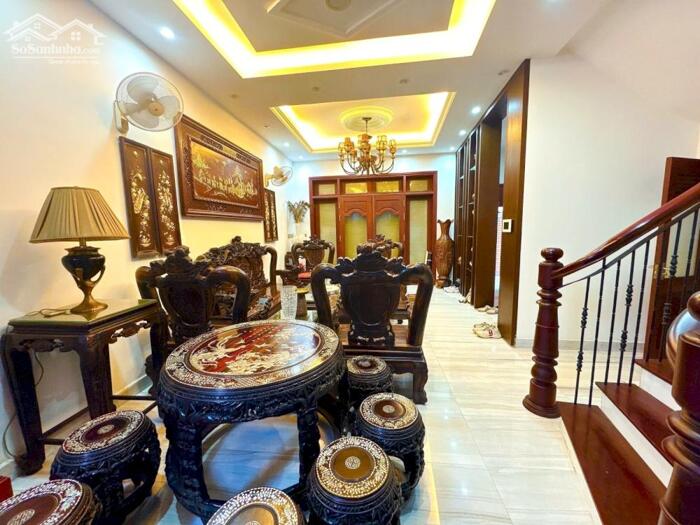 Hình ảnh Bán nhà mặt phố Hồng Mai 79m2 vỉa hè rộng kinh doanh tốt nở hậu 29 tỷ 0