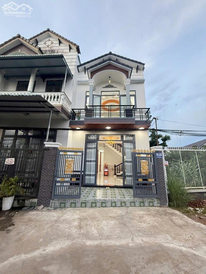 Hình ảnh Nhà Trệt Lầu hẻm 876 Trần Nam Phú - Nhà View Bờ kè Rạch, P.Tân An Mới, Cần Thơ 1